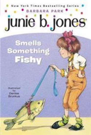 Junie B. Jones #12: Junie B. Jones Smells Something Fishy