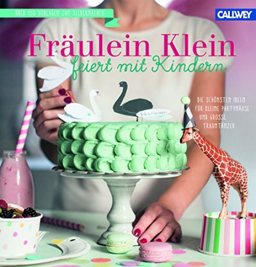 Fräulein Klein feiert mit Kindern