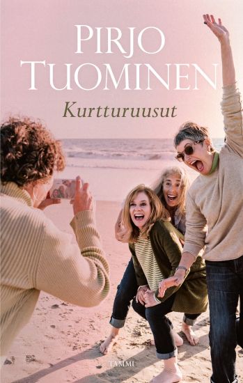 Kurtturuusut – Pirjo Tuominen, kirjan kansikuva
